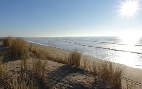 Les Cariatides 8: Himmel, Blau, Wasser, Natürlichen Umgebung, Horizont, Strand, Küste, Ökoregion, Meer