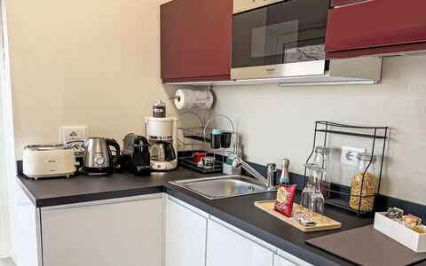 Colazza 100: Küchengerät, Küche, Countertop, Major Appliance, Haushaltsgerät, Kleingeräte, Herd, Interior Design, Herd, Cabinetry