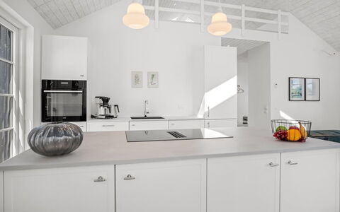 Selvi - 500M from the Sea: Küche, Interior Design, Light Fixture, Countertop, Decke, Flooring, Cabinetry, Möbel, Fussboden, Küchengerät