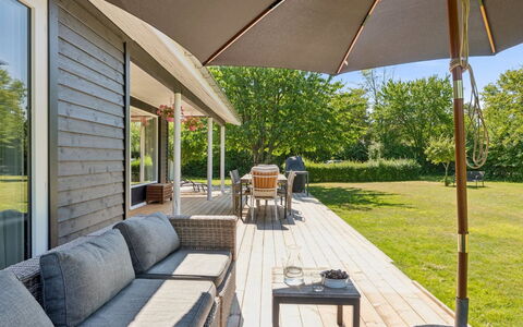 Antonie - 350M from the Sea: Holz, Möbel, Gartenmöbel, Stuhl, Grundstueck, Schatten, Tisch Im Freien, Zuhause, Garten, Hartholz