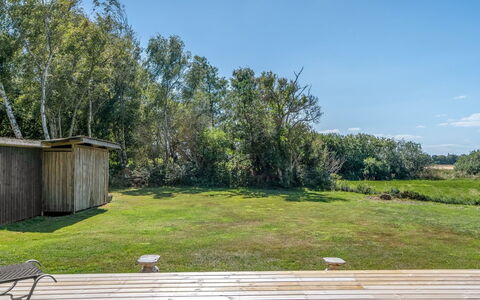 Tameran - from the Sea: Holz, Grundstueck, Planke, Hartholz, Garten, Gartenbauten, Holzbeize, Landscaping, Hinterhof, Deck