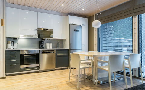 Golfarinkunnas 6A: Möbel, Interior Design, Flooring, Light Fixture, Fussboden, Holz, Decke, Holzboden, Küche, Beleuchtung