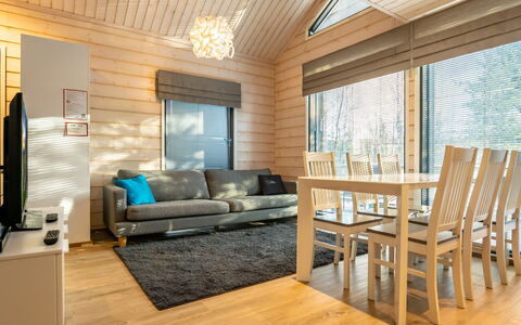 Golfarinkunnas 9A: Interior Design, Holz, Flooring, Möbel, Decke, Zuhause, Fussboden, Wohnzimmer, Holzboden, Couch