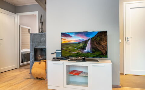 Golfarinkunnas 9A: Elektronisches Gerät, Fernsehgerät, Fernsehen, Haushaltsgerät, Meer