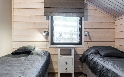 Golfarinkunnas 9C: Holz, Interior Design, Decke, Schlafzimmer, Möbel, Fussboden, Zuhause, Bett, Zimmer, Bettrahmen