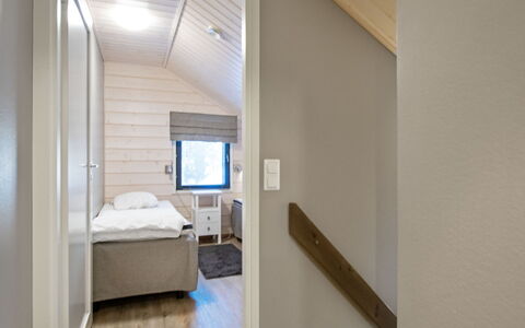 Golfarinkunnas 9E: Holz, Interior Design, Decke, Flooring, Fussboden, Schlafzimmer, Zimmer, Bett, Zuhause, Möbel