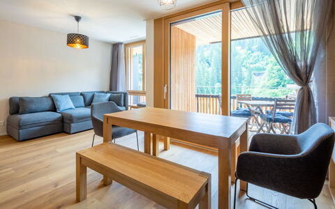 Vallada 14-01: Interior Design, Flooring, Holz, Fussboden, Möbel, Holzboden, Zimmer, Decke, Wohnzimmer, Hartholz