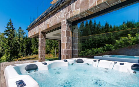 Valera Vita Forest: Schwimmbad, Lärche, Resort, Landscaping, Eco Hotel, Immergrün
