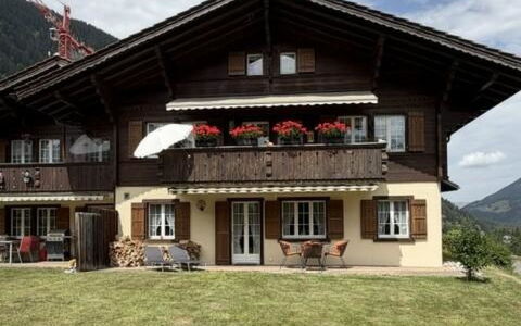 Sonnhalde 9 Eg: Hütte, Estate, Design, Balkon