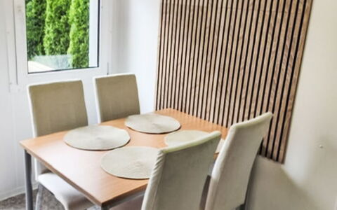 Trebon 1: Möbel, Interior Design, Holz, Flooring, Fussboden, Beleuchtung, Tabelle, Stuhl, Küche & Esszimmer Tisch, Esszimmer
