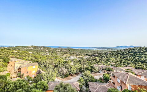 Sainte Lucie Porto Vecchio 650: Balkon, Holzbeize, Zimmerpflanze, Gartenmöbel, Blumentopf