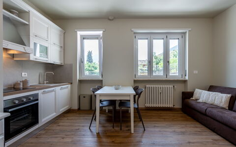 Raggio di Stella: Balkon, Holzbeize, Zimmerpflanze, Gartenmöbel, Blumentopf