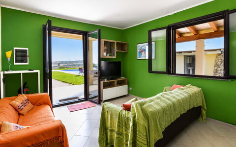 Villa Sara: Interior Design, Möbel, Flooring, Fussboden, Decke, Zuhause, Zimmer, Wohnung, Schlafzimmer, Bett