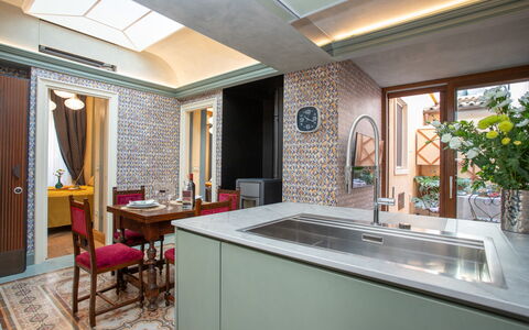 Belvedere Guastella B 4: Interior Design, Küche, Countertop, Flooring, Decke, Fussboden, Cabinetry, Light Fixture, Küchengerät, Sinken