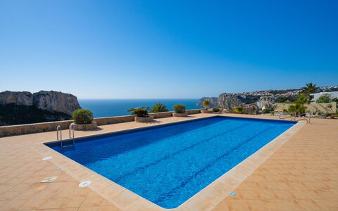 Pueblo de la Luz: Blau, Schwimmbad, Meer, Resort, Küste, Gartenmöbel, Tropen, Ferienort, Hotel, Bucht