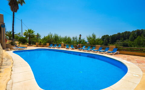 Sol Moraira: Blau, Gartenmöbel, Schwimmbad, Resort, Freizeit, Hotel, Sonnenliege, Ferienort