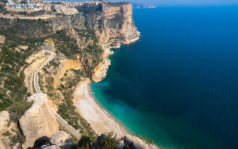 Sol Moraira: Blau, Küste, Gewässer, Küsten Und Ozeanische Forms, Meer, \Fels, Landspitze, Terrain, Cliff, Vorgebirge