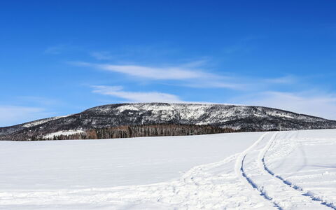 Cerny Dul 400: Himmel, Schnee, Winter, Bergforms, Berg, Glazialmorphologie, Terrain, Hügel, Wildnis, Einfrieren