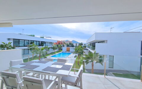 Kristal: Wohnung, Eigentumswohnung, Balkon