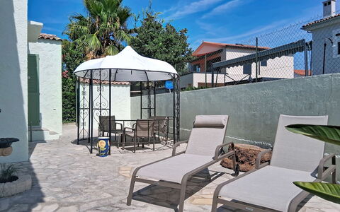Villa L'Orangeraie: Wohnung, Eigentumswohnung, Balkon