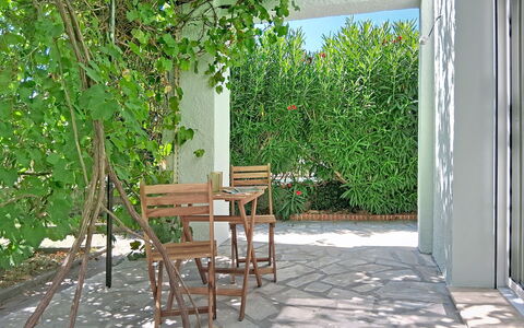 Villa L'Orangeraie: Wohnung, Eigentumswohnung, Balkon
