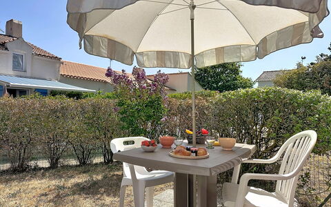 Les Maisons de la Mer: Blau, Schwimmbad, Verbundwerkstoff, Schatten, Resort, Estate, Hazienda, Villa, Freizeitzentrum