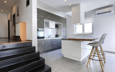 A.e.m: Interior Design, Flooring, Fussboden, Möbel, Decke, Holz, Küche, Zimmer, Holzboden, Beleuchtung