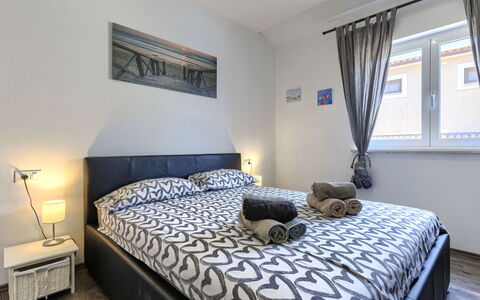 A.e.m: Möbel, Bett, Interior Design, Schlafzimmer, Zimmer, Fussboden, Bettdecke, Bedding, Flooring, Linens
