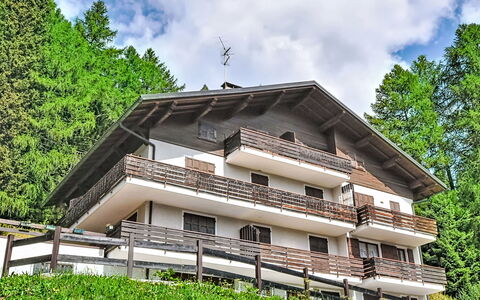 Nordic Nest: Blau, Schwimmbad, Verbundwerkstoff, Schatten, Resort, Estate, Hazienda, Villa, Freizeitzentrum
