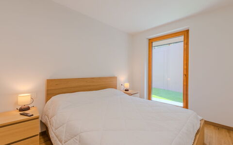 La Corona: Interior Design, Wand, Flooring, Holz, Fussboden, Holzboden, Schlafzimmer, Decke, Zimmer, Bett