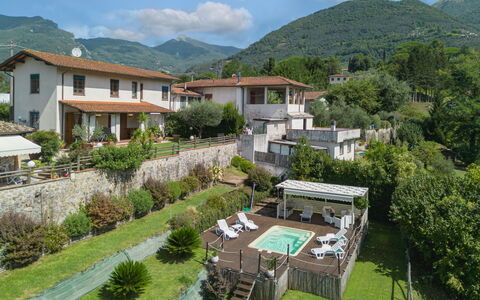 Casa Lulù: Haus, Wohngebiet, Dach, Ländliches Gebiet, Bergstation, Hütte, Estate, Eco Hotel, Dorf, Garten
