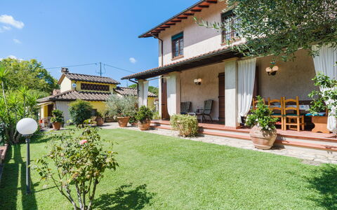 Casa Lulù: Garten, Zuhause, Rasen, Landscaping, Hazienda, Hinterhof, Garten, Estate, Schatten, Balkon