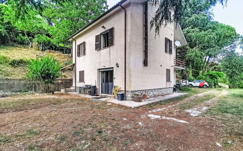 La Casa dei Cedri: Wohngebiet, Zuhause, Wohnung, Urban Design, Balkon, Schatten, Daylighting, Gips