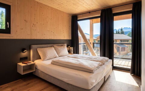 02 Nth055 18F Sup Chalet mit Sauna und Hot Tub 2 e: Balkon, Hartholz, Planke, Holzbeize, Holz, Blockhaus, Eco Hotel, Hotel, Veranda, Abstellgleis