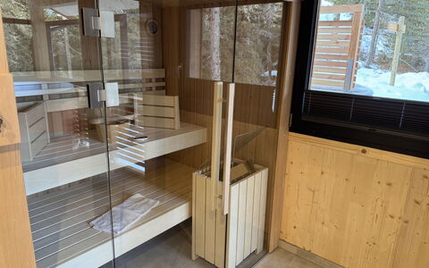 02 Nth054 18E Sup Chalet mit Sauna und Hot Tub 2 e: Haus, Strauch, Zuhause, Wohngebiet, Estate, Hütte, Hazienda, Garten, Schatten, Rasen