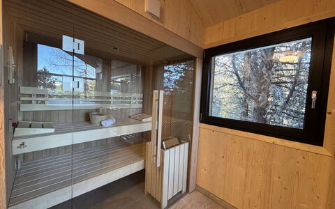 02 Nth052 18C Sup Chalet mit Sauna und Hot Tub 2 e: Haus, Strauch, Zuhause, Wohngebiet, Estate, Hütte, Hazienda, Garten, Schatten, Rasen