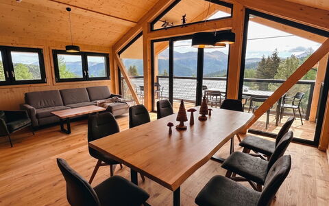 02 Nth053 18D Sup Chalet mit Sauna und Hot Tub 2 e: Gebäude, Haus, Fenster, Zuhause, Dach, Wohngebiet, Strauch, Hütte, Grundstueck