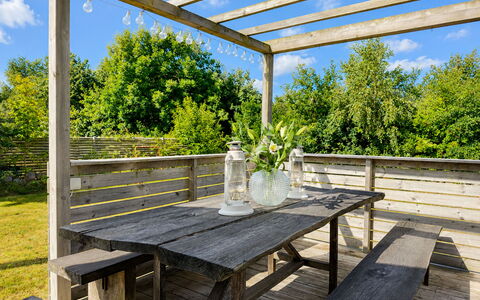 Havsdrömmen: Haus, Strauch, Zuhause, Wohngebiet, Estate, Hütte, Hazienda, Garten, Schatten, Rasen