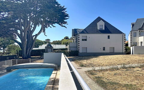 Les Sylphes: Dach, Zuhause, Estate, Daylighting, Schwimmbad, Villa, Schatten