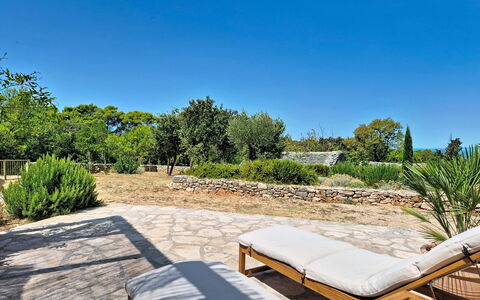 Bilušić: Schwimmbad, Balkon, Wohnung, Resort, Estate, Villa, Hotel, Hazienda, Ferienort, Hof
