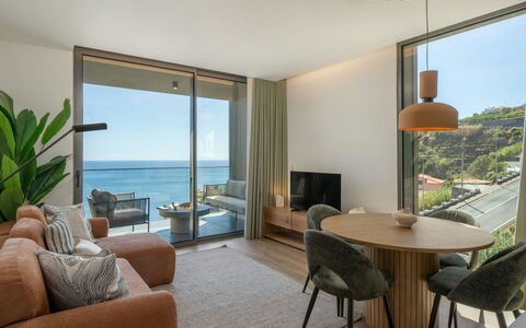 Azure Calheta: Schwimmbad, Balkon, Wohnung, Resort, Estate, Villa, Hotel, Hazienda, Ferienort, Hof