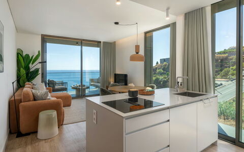 Azure Calheta: Schwimmbad, Balkon, Wohnung, Resort, Estate, Villa, Hotel, Hazienda, Ferienort, Hof