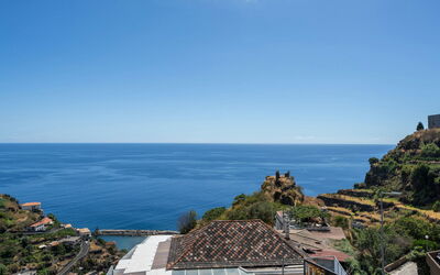 Azure Calheta