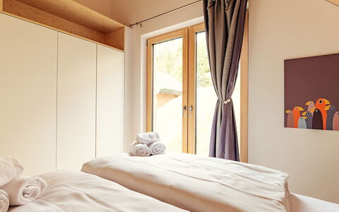 Niederwölz 602: Interior Design, Möbel, Holz, Fussboden, Flooring, Schlafzimmer, Textil, Bett, Zimmer, Beleuchtung