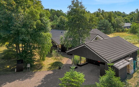 Wreth - 1.5Km from the Sea: Baum, Dach, Haus, Zuhause, Wohngebiet, Hütte, Grundstueck, Ländliches Gebiet, Estate, Auffahrt