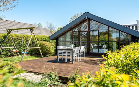 Aida - 550M from the Sea: Dachdecken, Hütte, Haus, Dach, Zuhause, Bauernhaus, Hütte, Estate, Dorf