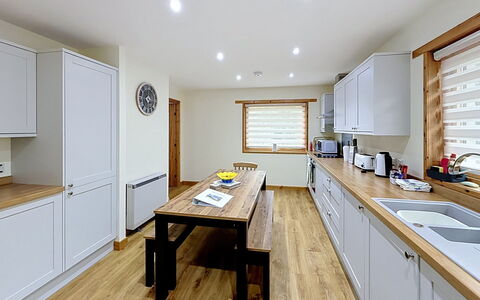 Glencarr: Möbel, Interior Design, Holz, Flooring, Decke, Countertop, Cabinetry, Küche, Fussboden, Beleuchtung