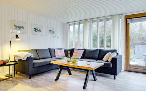 Aasta - 500M from the Sea: Möbel, Couch, Interior Design, Flooring, Holz, Fussboden, Wohnzimmer, Zuhause, Holzboden