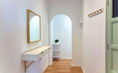 Aubí: Blau, Balkon, Geländer, Wohnung, Zaun, Meer, Resort, Eigentumswohnung, Schwimmbad, Hotel