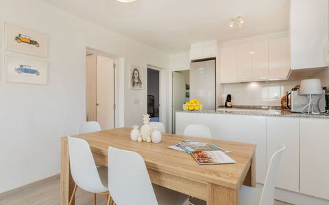 Alondras: Blau, Balkon, Geländer, Wohnung, Zaun, Meer, Resort, Eigentumswohnung, Schwimmbad, Hotel